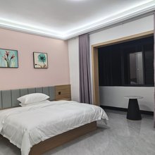 鑫欣民宿(唐英蓝刀鱼码头店)