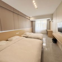 星·万汇宾馆(天水火车站商埠路步行街店)