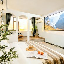 花之筑春眠酒店(贵医地铁站贵州医科大学附属医院店)