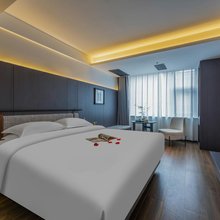 不知酒店(西安钟楼地铁站碑林博物馆店)