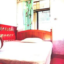 爱转角家庭旅店(香洲长途站店)
