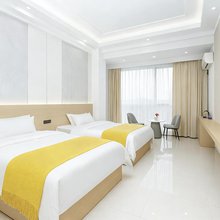 广南铂玮酒店