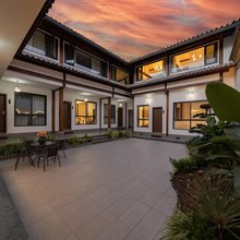 枕清风·深宅大院·坐看山月·静享私汤精品民宿(和顺古镇店)