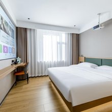 云栖智影酒店(赛罕塔拉城中草原店)