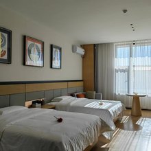 苏尼特右旗大红山酒店