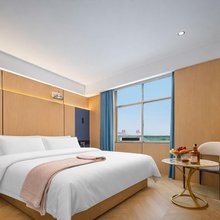 雅朵·YADOU｜智慧生活.轻奢酒店(怀化火车站步步高广场店)