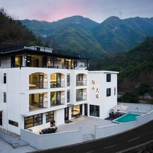 陌溪MOXI·亲子滑梯度假美宿(深溪水乐园店)