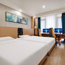 亚信电竞酒店(仁怀方圆荟购物广场店)