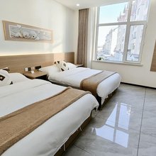 雪屿山居(二道白河长白山高铁站店)