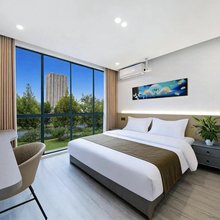 金岁·White全景丨智能·影音美宿(开封万岁山大宋武侠城店)