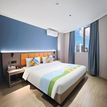 精灵酒店max(玄武招商花园城南京站北广场店)