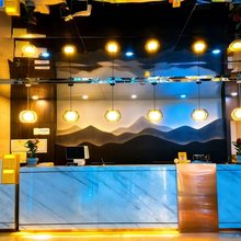 A家风尚酒店(乌鲁木齐碾子沟店)