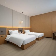 鸿途酒店(省公安厅时光街店)