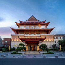 蓬莱艺珺酒店(蓬莱阁蓬莱海水浴场店)