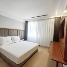 景致酒店(沈阳北陵公园中粮广场店)