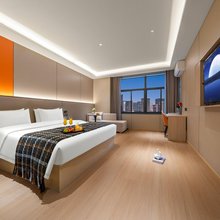 溪橙酒店(昆山万达广场金浦路店)