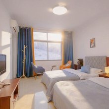 九顶山唐三农庄