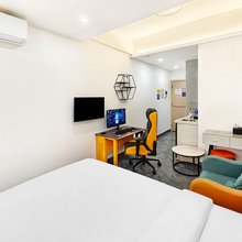 亚信电竞酒店(长安万达店)