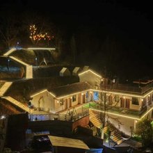 茶峒1803|落日山城·360°半麓花园·Vista文学美宿(边城茶峒景区店)