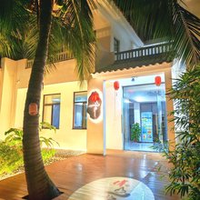 玖月·伴山海禅意酒店(海洋欢乐世界店)