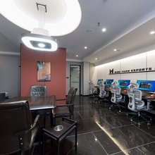 鸣源电竞酒店(一峰城市广场东商贸店)