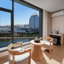 汀屿海岸美居(洱海公园兴盛大桥店)