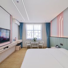 大理溪晨智能酒店(洱海公园大理高铁站店)