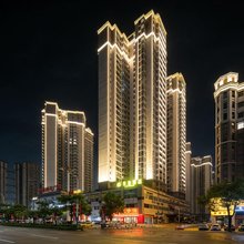 享逸酒店(江门台山沃华时代广场店)