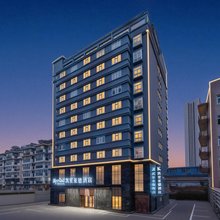 凯里亚德酒店(武汉理工大学丁字桥地铁站店)