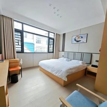 镇雄万泊酒店(以勒镇店)