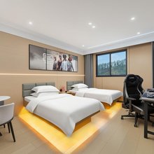 柒号电竞酒店(武陵不夜城店)