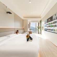 柏季公寓(南京站红山动物园店)