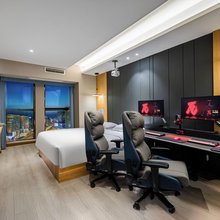 元峰电竞酒店(成都动物园昭觉寺地铁站店)