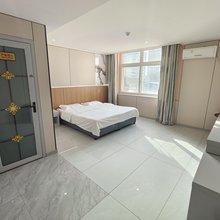 向日葵酒店(世纪大道店)