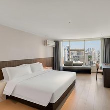 万豪商务酒店(深圳国际会展中心新沙天虹购物中心店)