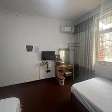 天狼旅店