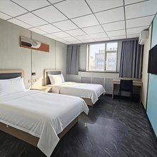 美度·轻奢影音公寓(乌鲁木齐市政府南湖广场地铁站店)