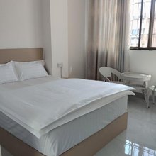 陆良诚瑞宾馆