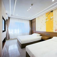 锦州时光快捷商务旅店(十八中学店)