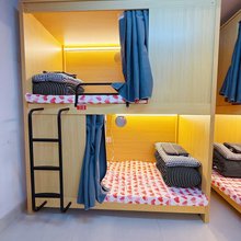 喵喵便捷·纯男生连锁青旅(琅东客运站地铁站店)