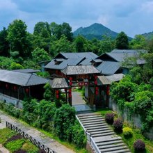 聚远楼生态休闲庭院