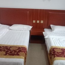 弥勒弄里泉温泉民宿