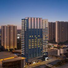 南京北站南京大学浦口校区亚朵酒店
