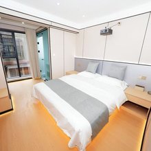屿你·智居民宿(泸定桥店)