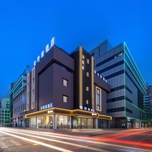 安然居酒店(丹东火车站鸭绿江断桥店)