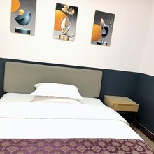 8栋住宿(广东工贸职业技术学院广州科技职业技术大学店)