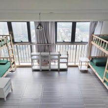 烈焰青年旅舍