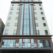 铂悦江景酒店