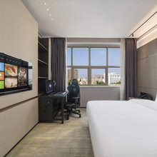尖峰·奢电竞公馆(中山横栏商业中心区店)