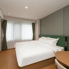 ONE公寓(北京南站地铁站店)